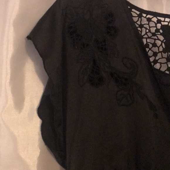 Silky Black Flower-Stitched Romper Dress - Picture 3 of 7